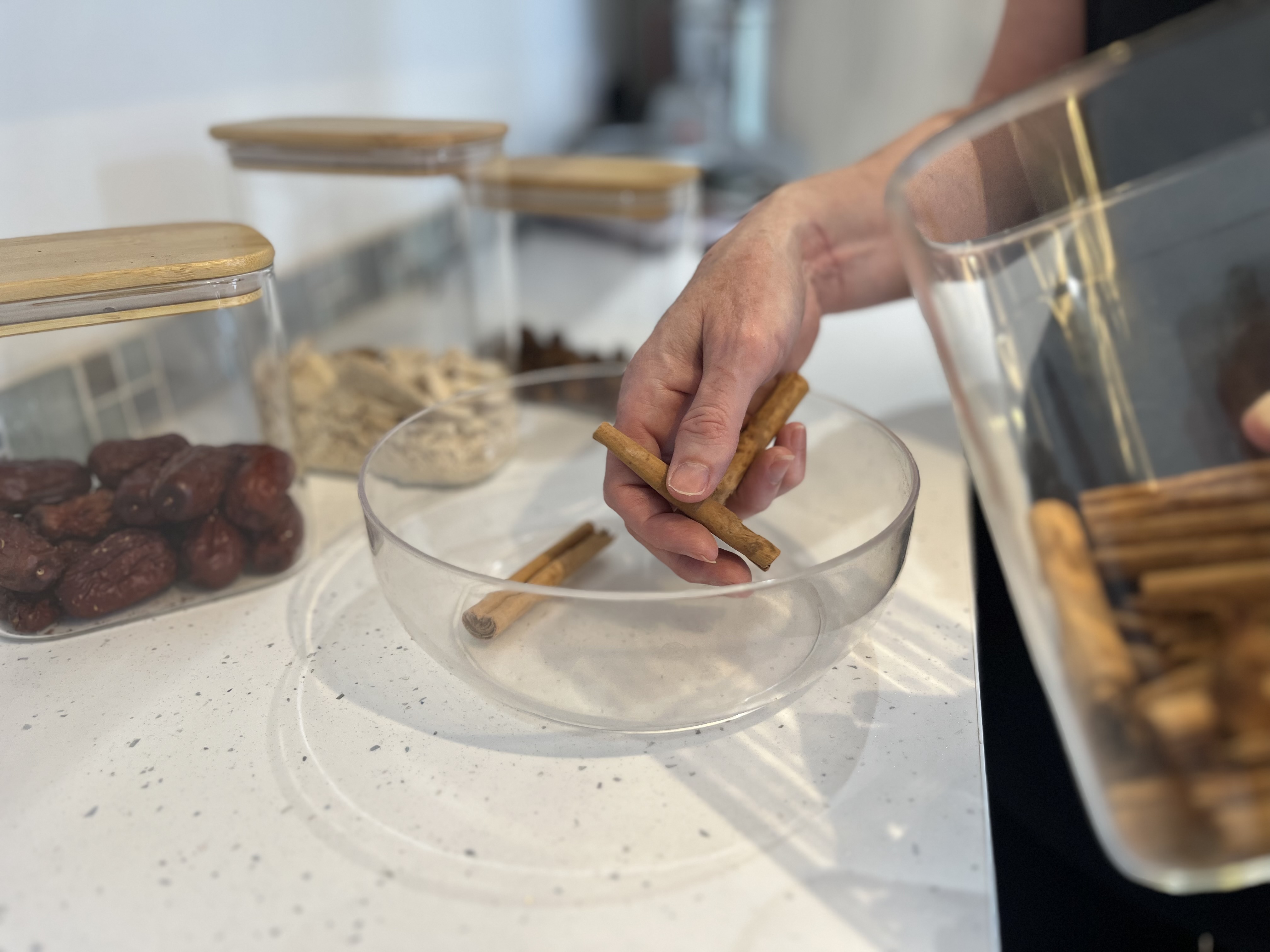 Preparing a personalised Chinese herbal medicine prescription at Balance Acupuncture